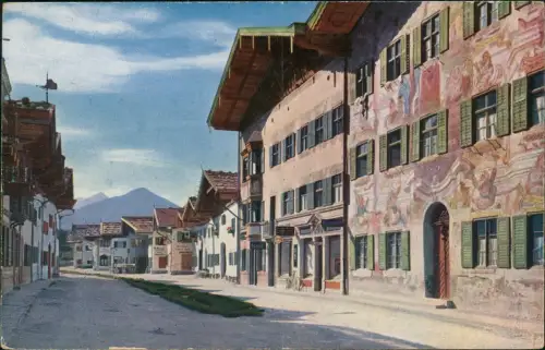 Mittenwald Obere Marktstraße Neunerhaus, im Hintergrund die Reitherspitze 1920