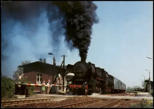 Gersdorf Güterzugdampflokomotive 52 1630 am Haltepunkt Gersdorf 1982