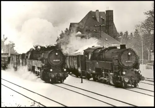 Ansichtskarte Ernstthal-Lauscha Dampflokomotiven im Bahnhof 95027 & 95009 1980