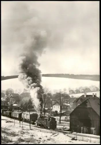 Neudorf (Erzgebirge) Güterzug auf der Schmalspurbahn im Erzgebirge 1970