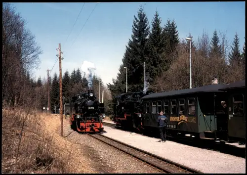 Niederschlag-Bärenstein (Erzgebirge) Zugkreuzung der Fichtelbergbahn 2003