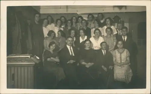 Ansichtskarte  Raum Gestaltung Gruppenfoto Frauen Firma und Chef 1940