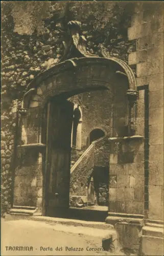 Cartolina Taormina Porta del Palazzo Corvara 1910