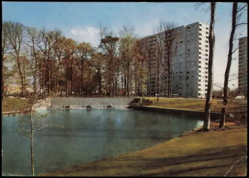 Ansichtskarte Wörth Park-Anlage mit Hochhaus 1974