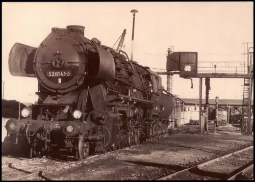Ansichtskarte Angermünde Dampflokomotive 52 8141-5 im Bahnbetriebswerk 1986
