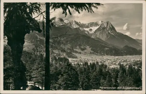Ansichtskarte Garmisch-Partenkirchen Stadtblick vom Wald Zugspitzmassiv 1952