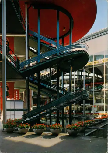 Basel Schweizer Mustermesse, Teilansicht Innenhof Hallen 10-21 1978