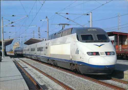 Elektro-Schnelltriebzug Spanischen Staatsbahn im Bahnhof Córdoba Central 1992