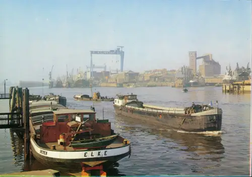 Ansichtskarte Bremen Freihafen Schiffe u.a. Frachtschiff "Elke" 1970