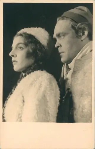 Ansichtskarte  Evelyn Hirth mit Mann Sängerin Oper Fotokarte 1940