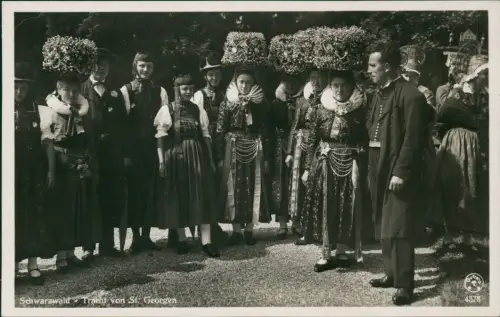 Schwarzwald (Allgemein) Schwarzwald Tracht von St. Georgen Typen Trachten 1935