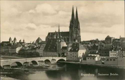 Ansichtskarte Regensburg Steinerne Brücke und Stadt 1933