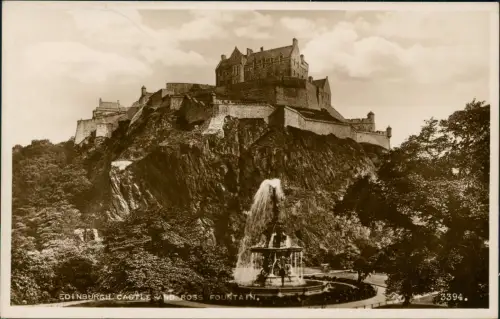 Postcard Edinburg Dùn Èideann Castle und Ross Fontain - Fotokarte 1940