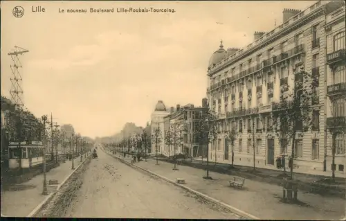 CPA Lille Le nouveau Boulevard Lille-Roubaix-Tourcoing. 1918