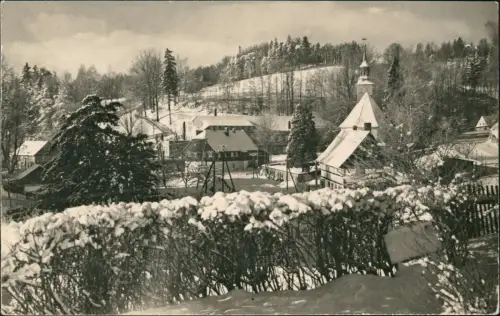 Ansichtskarte Lückendorf-Oybin Kirche und Kretscham im Winter 1963