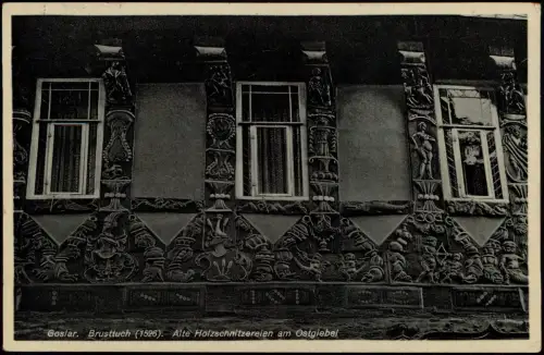 Goslar Brusttuch (1526). Alte Holzschnitzereien am Ostgiebel 1937