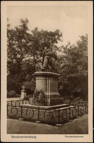 Ansichtskarte Neubrandenburg Fritz-Reuter-Denkmal 1915