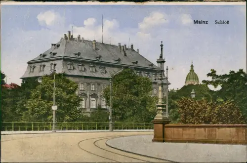 Ansichtskarte Mainz Partie am Schloss (Castle Building) 1920