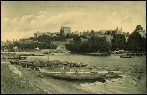 Postcard Windsor Windsor Castle Schloss from Brocas 1929