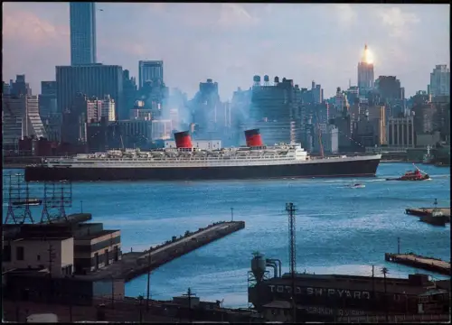 Postcard New York City Dampfer Queen Elisabeth 1978