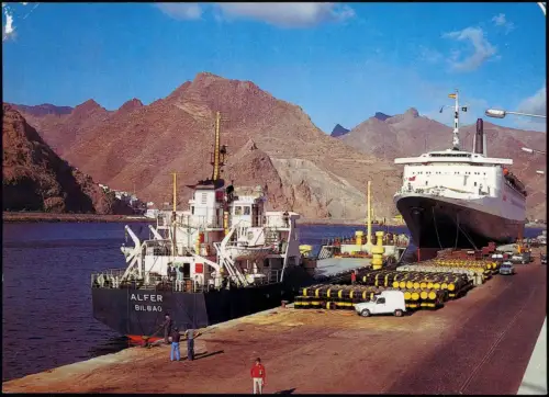 Postale Santa Cruz de Tenerife Die Queen Elizabeth 2 Dampfer 1979