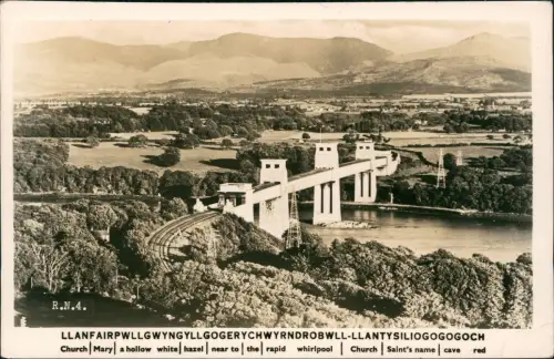 Llanfairpwllgwyngyllgogerychwyrndrobwllllantysiliogogogoch Brücke 1956