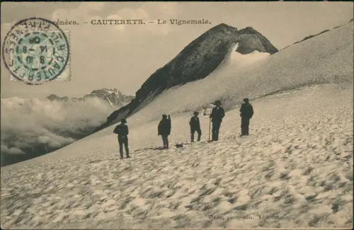 CPA Cauterets Le Vignemale. Pyrenees Bergsteiger 1906