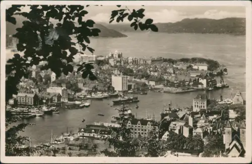 Postcard Bergen Bergen Stadt - Blick von Floien - Dampfer 1933
