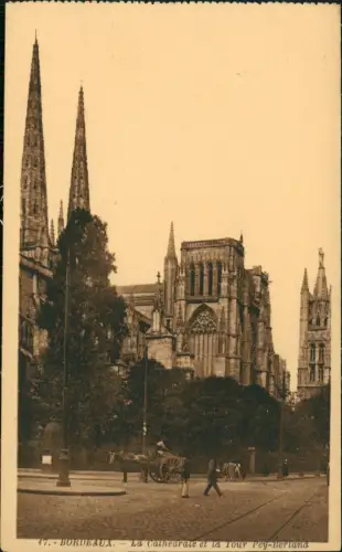 CPA Bordeaux La Cathedrale et la Tour Pey-Berland 1910