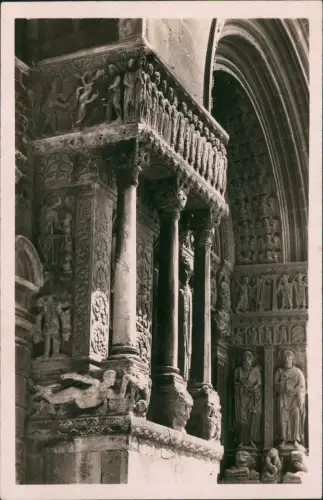 CPA Arles Détail du portail St-Trophime 1940