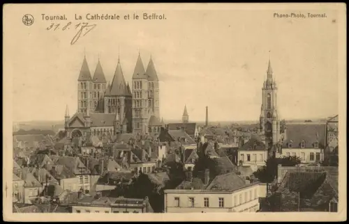 Postkaart Tournai Dornick / Dornijk La Cathédrale et le Beffrol. 1916