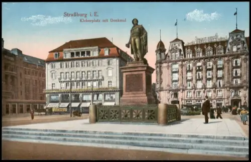 CPA Straßburg Strasbourg Kleberplatz mit Denkmal 1914