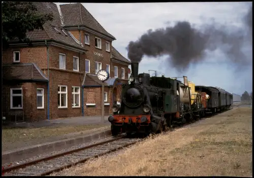 Schönberg (Holstein) Dampflokomotive mit Nostalgiezug am Bahnhof 1998