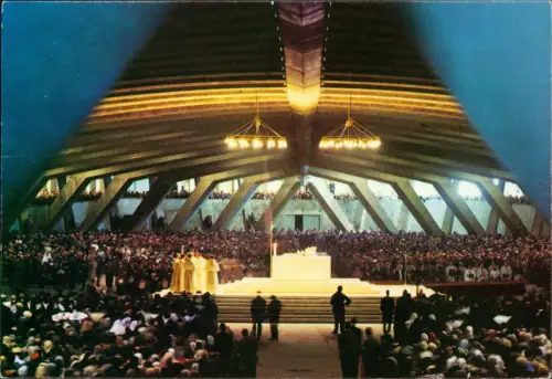 CPA Lourdes Lorda La Basilique Souterraine St-Pie X 1976