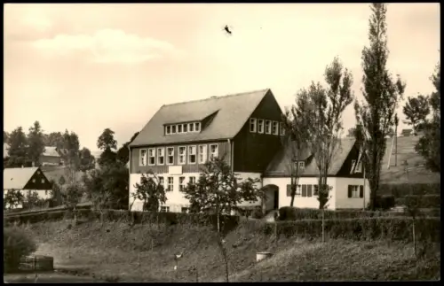 Ansichtskarte Nassau (Erzgebirge) Schule 1954  gel. Landpoststempel ü. Freiberg