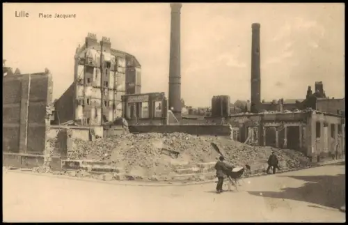 Fromelles (b. Lille) Zerstörung 1. Weltkrieg am Place Jacquard 1916