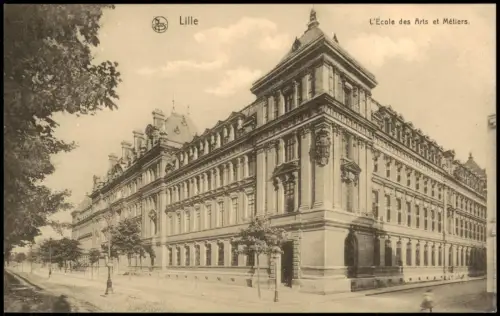 CPA Lille L'Ecole des Arts et Métiers Schule für Kunst 1910
