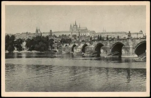 Postcard Prag Praha Hradčany a Karlův most 1935