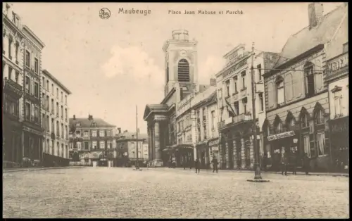 CPA Maubeuge Place Jean Mabuse et Marché. 1916