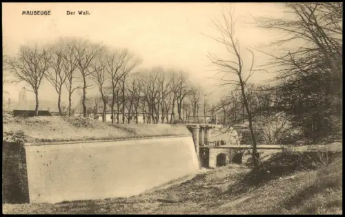 CPA Maubeuge Der Wall. 1916
