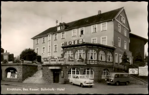 Kirchhain Autos vor dem Bahnhofs-Hotel Besitzer Willi Zünkeler 1960