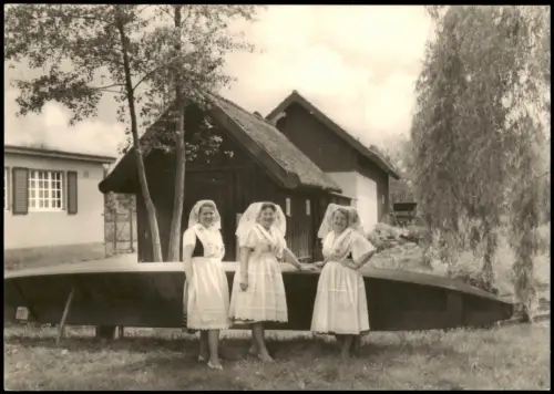 .Brandenburg Frauen zur DDR-Zeit Wendische-Trachten Typen Spreewald 1966