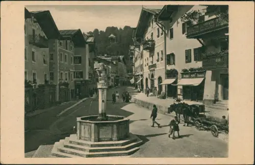 Ansichtskarte Berchtesgaden Marktplatz belebt Pferdekutsche 1932
