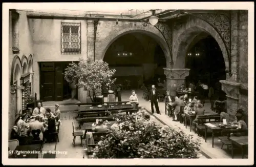 Ansichtskarte Salzburg Peterkeller - Innenhof 1941  Feldpoststempel WK2