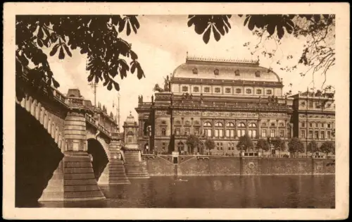 Postcard Prag Praha Brücke, Gebäude-Ansicht, Národní divadlo 1929