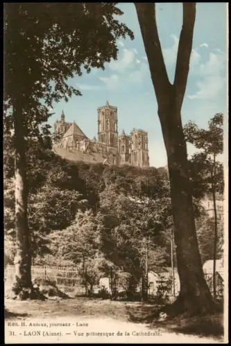 CPA Laon Kathedrale Vue pittoresque de la Cathédrale. 1910
