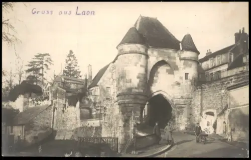 CPA Laon Partie am Stadttor 1916