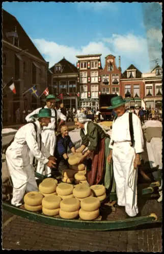 Postkaart Alkmaar Kaasmarkt Käse Verkäufer auf dem Käsemarkt 1970