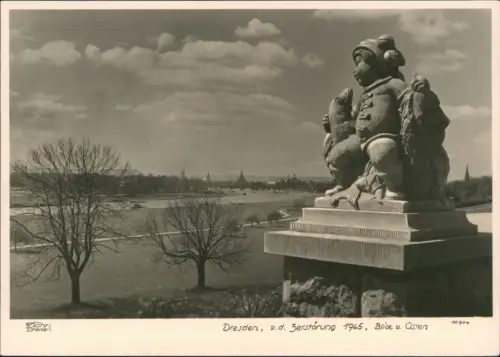 Dresden Statue Kind - Stadt von Osten 1940/1961 Walter Hahn:10944