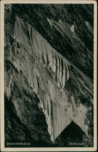 Ansichtskarte Syrau (Vogtland) Drachenhöhle Syrau - Die Gardinen 1956